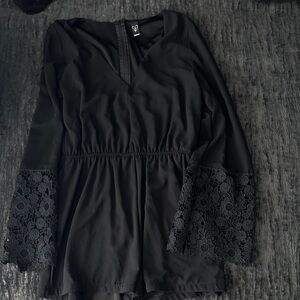 Windsor Black Lace Sleeve Romper
